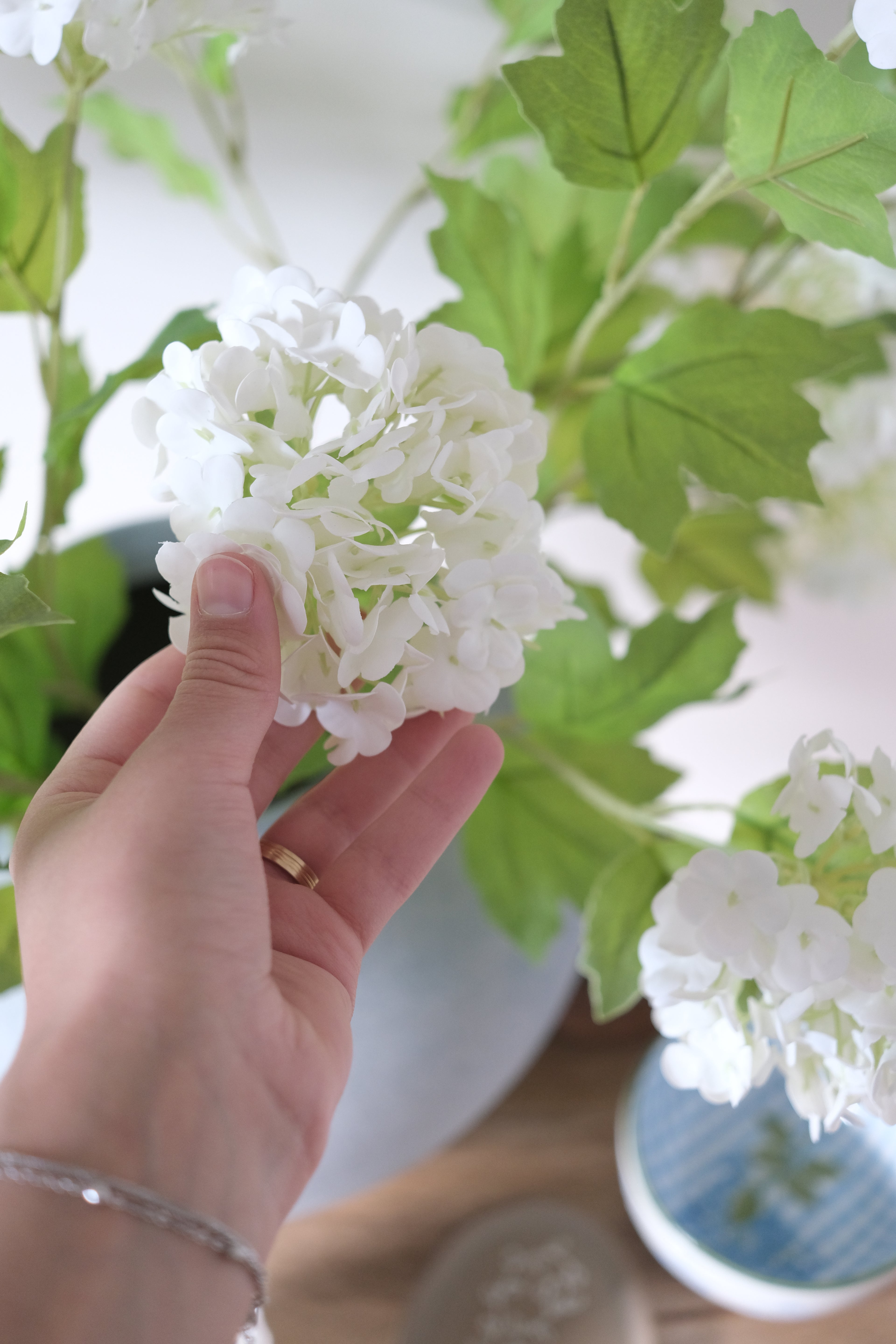 Real-Touch Snowball Hydrangea Bundle x 6 - White