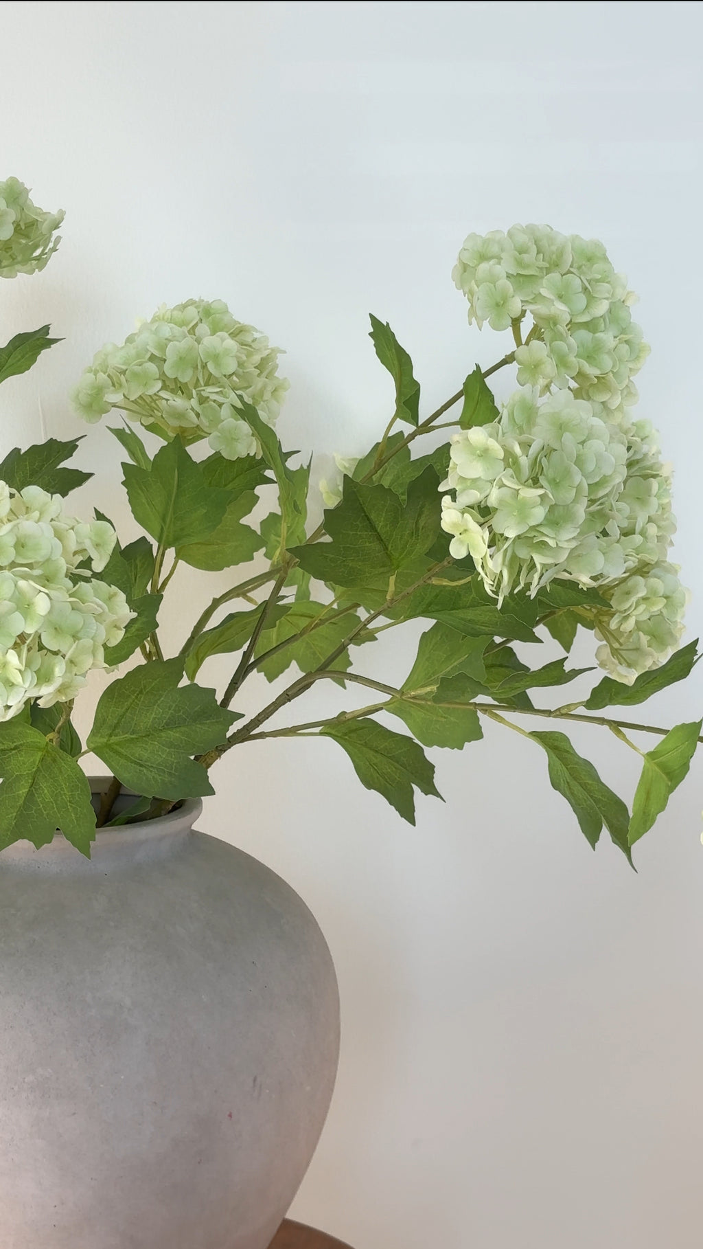 Real-Touch Snowball Hydrangea Bundle x 6
