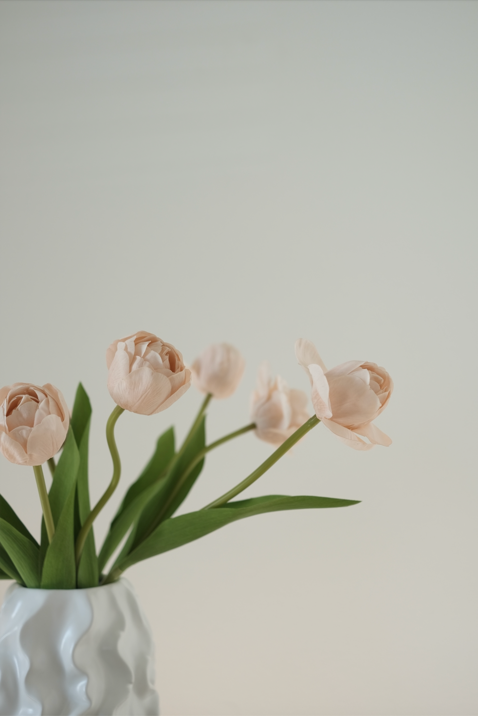 Real-Touch Spring Tulip Bundle x 9 - Peach